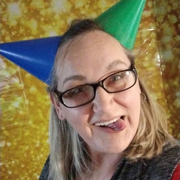 Meet your Posher, Shannon - Picture 6 of 6